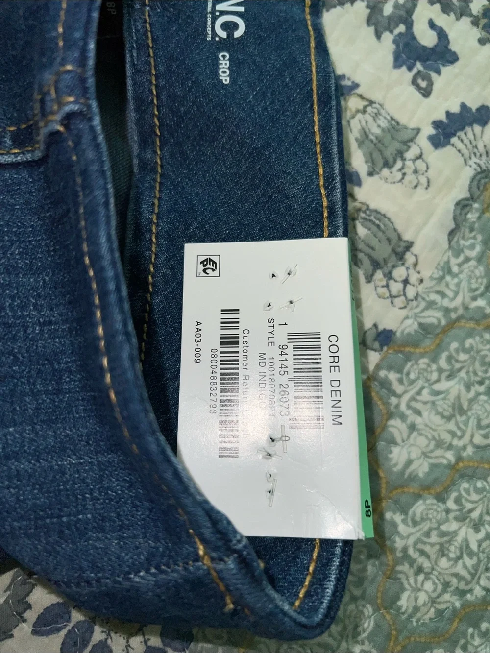 I.N.C. Petite 8 Pull On Women’s Blue Denim Straight Crop NWT